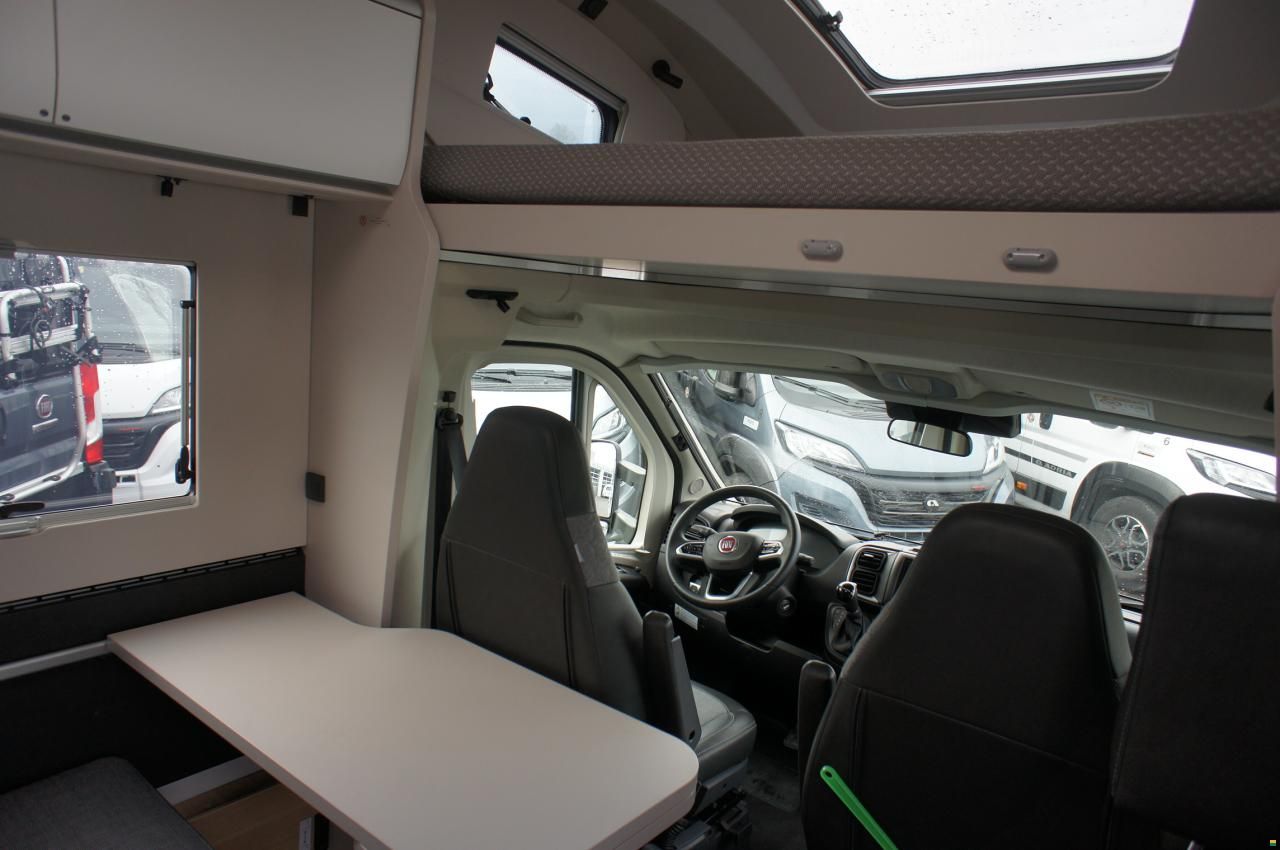 Adria Coral XL 660 SL Wohnmobil Motorcaravan