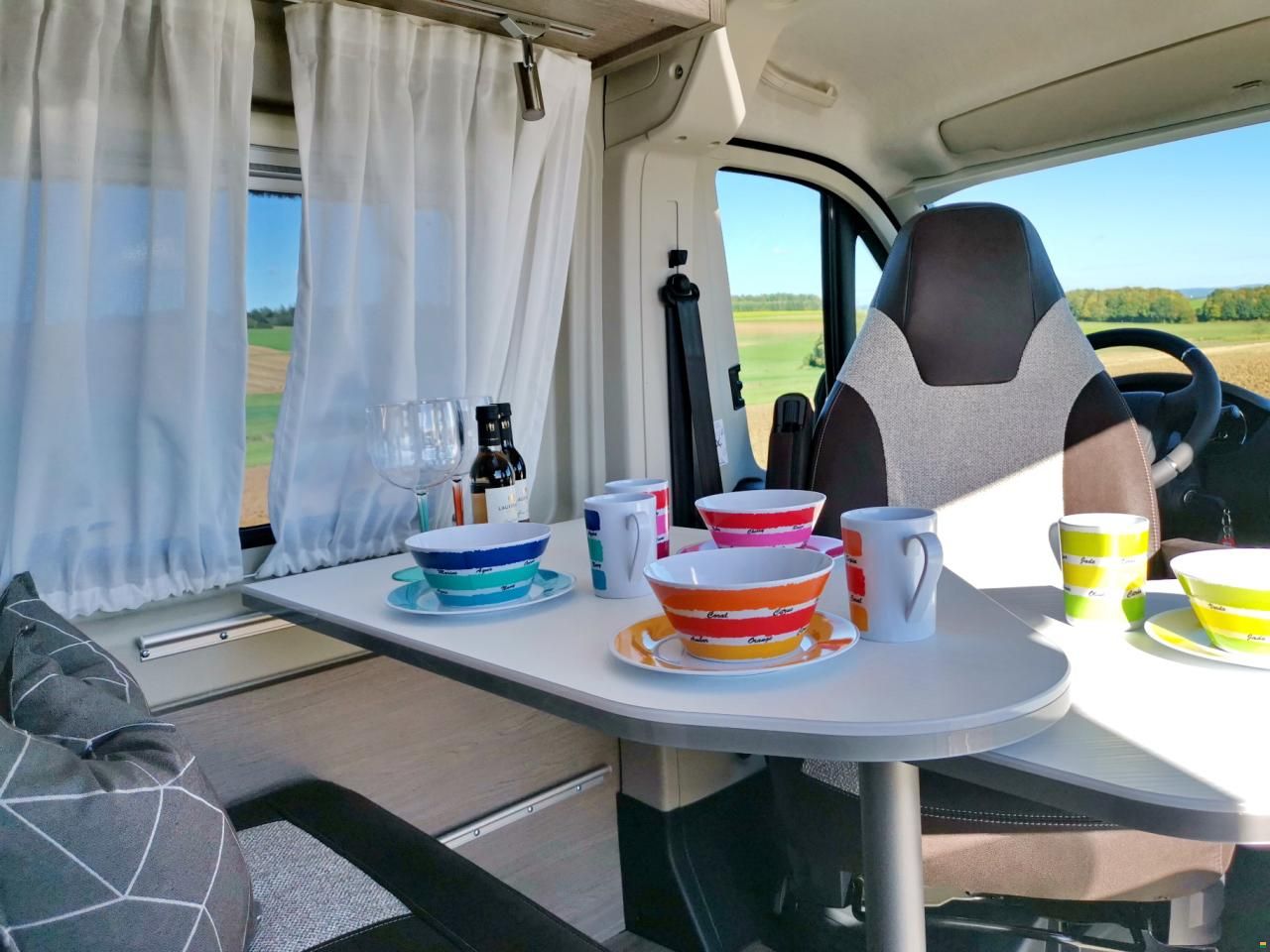 P Ssl Roadcruiser Luxus Mieten Wohnmobil Motorcaravan