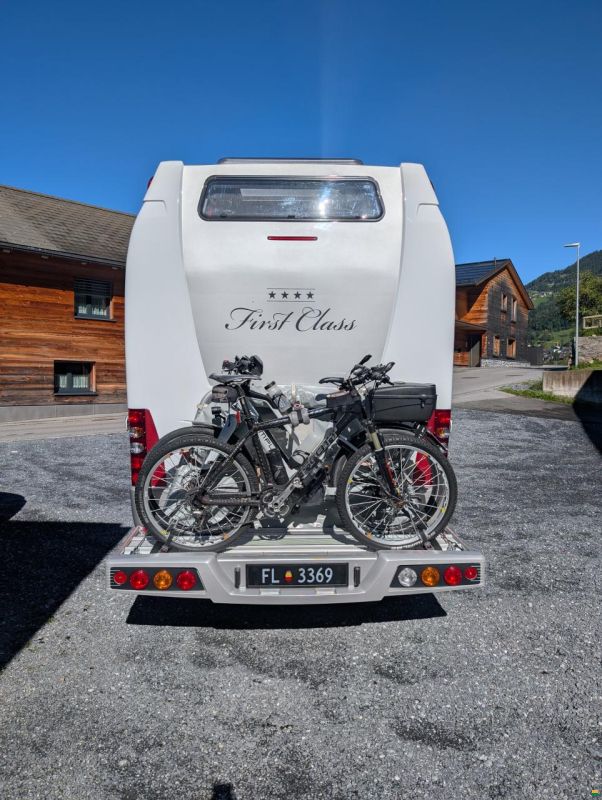 Mercedes Benz La Strada Nova M