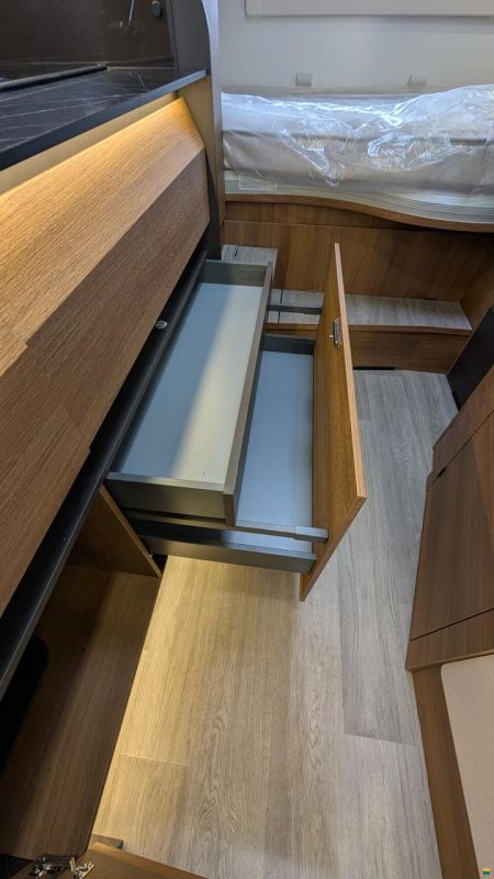 Benimar Amphitryon 940