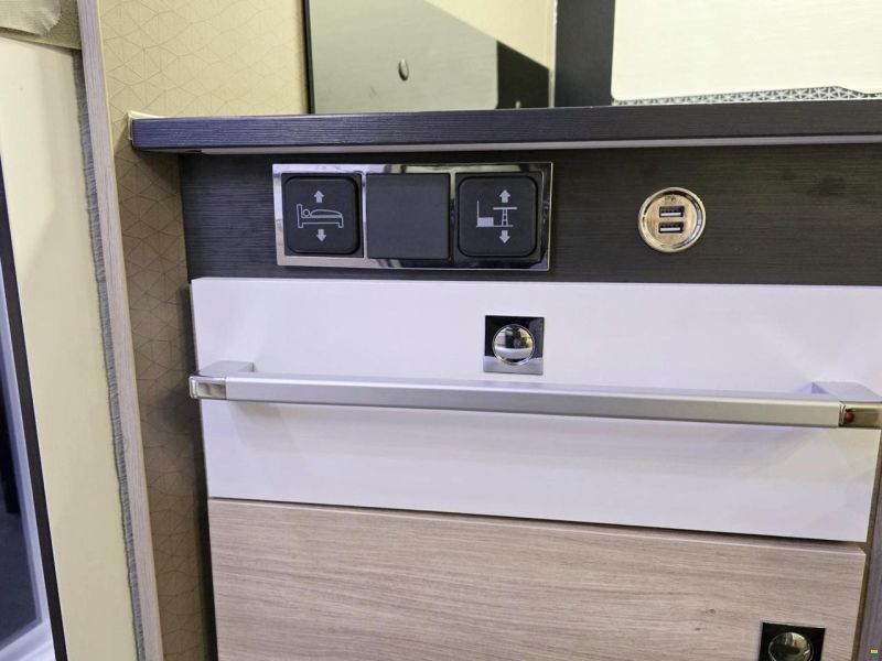 Challenger 260 GRAPHITE EDITION VIP 9-G-AUTOMAT 2.3