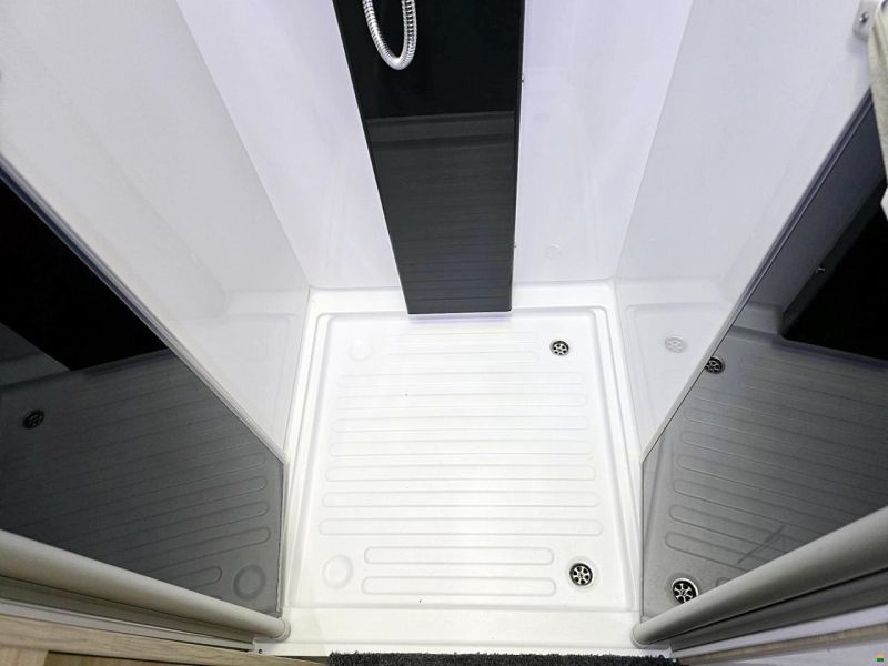 Challenger 260 GRAPHITE EDITION VIP 9-G-AUTOMAT 2.3