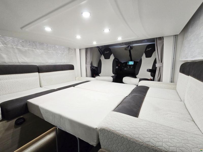 Challenger 260 GRAPHITE EDITION VIP 9-G-AUTOMAT 2.3