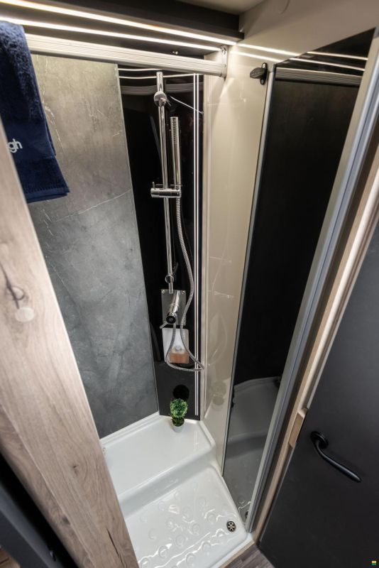 Elnagh Magnum 582 / 2026