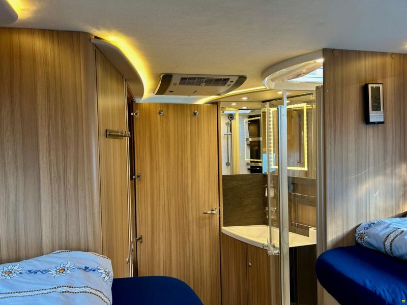 Knaus SUN I 9000 LEG