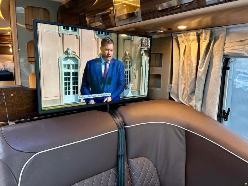 Knaus SUN I 9000 LEG