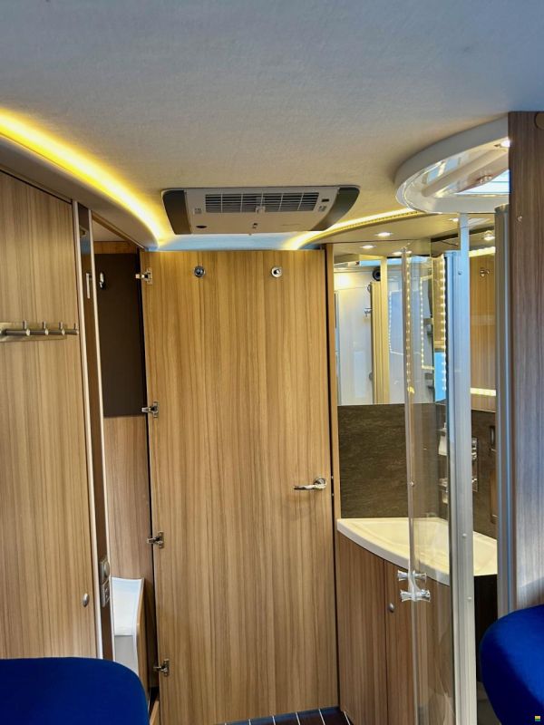 Knaus SUN I 9000 LEG