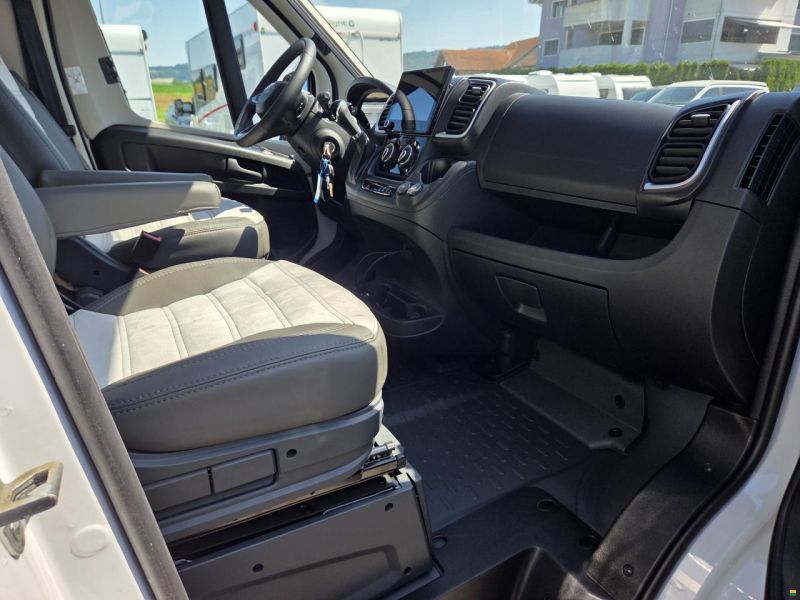 Sunlight V69 Adventure Edition