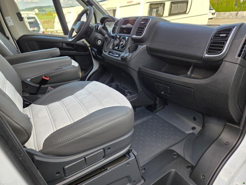 Sunlight V69 Adventure Edition