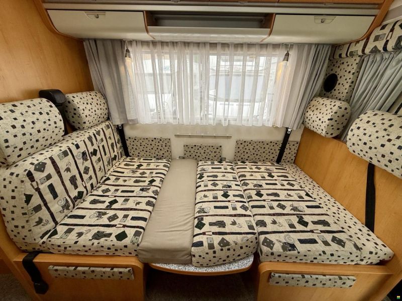 Hymer Camp 600 - FamilyTravel