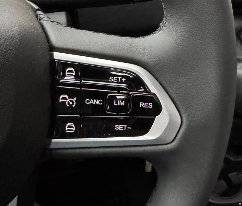 Pössl Summit 600 L Shine *Längsbetten*