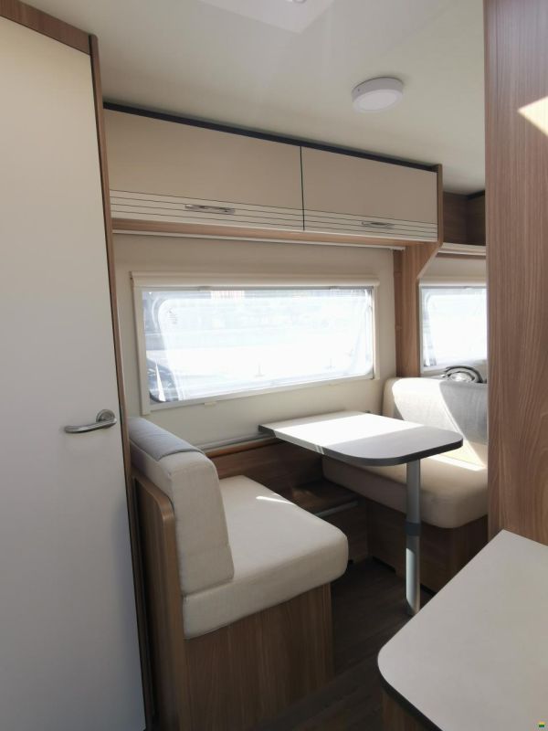 Bürstner Premio Life 420 TS