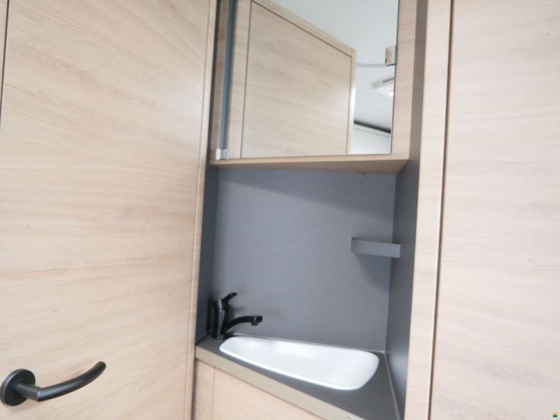 Knaus Live Ti 590 MF Platinum Selection