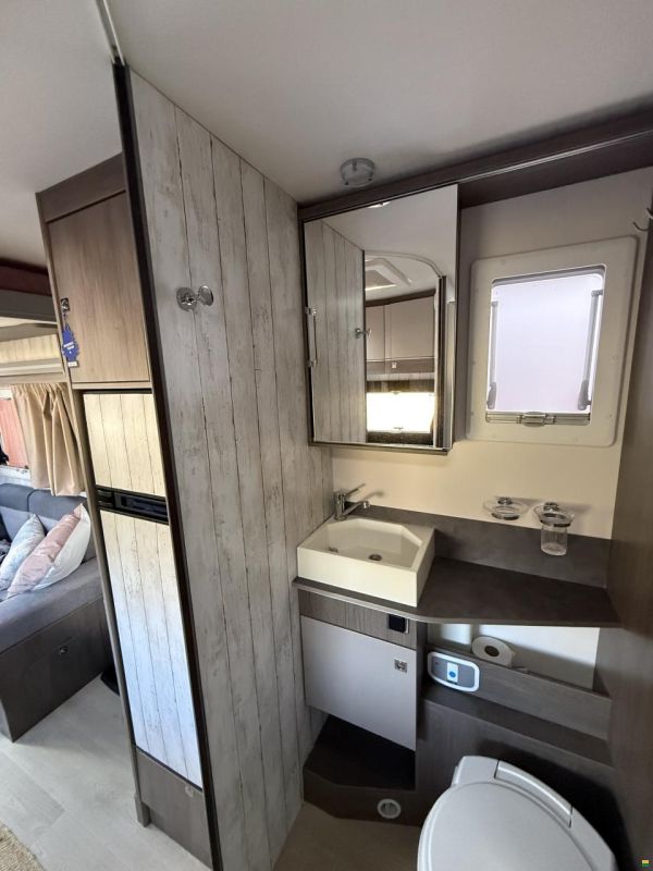 Challenger 260 Graphite Ultimate