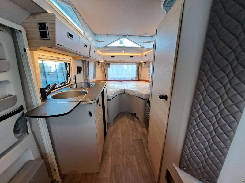 Eriba Touring 542 Tango Red
