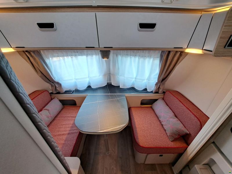 Eriba Touring 542 Tango Red
