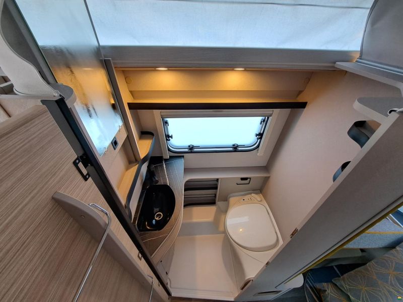 Eriba Touring 542 Nugget Gold