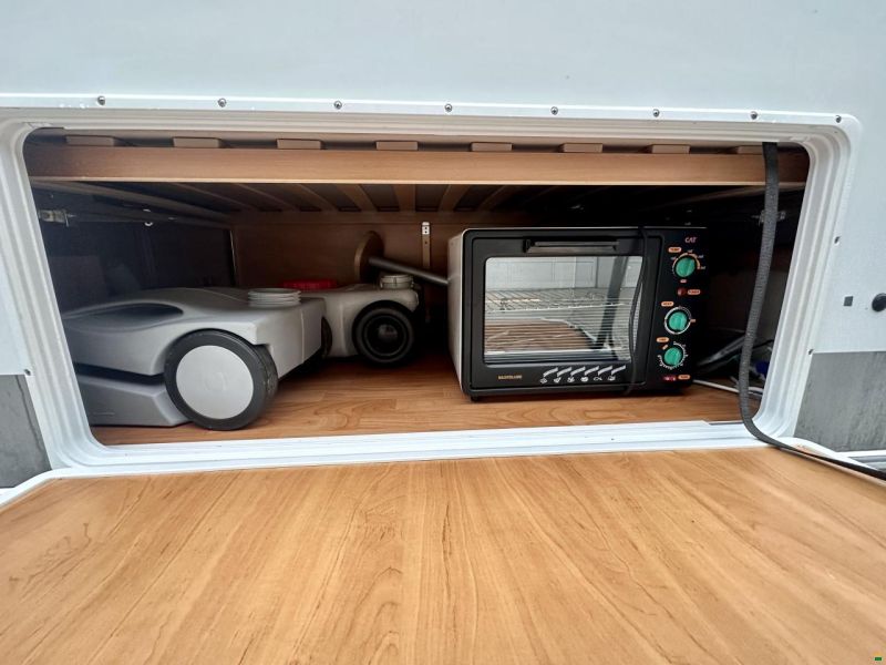 Hymer 540A - Längsbetten - Schutzdach