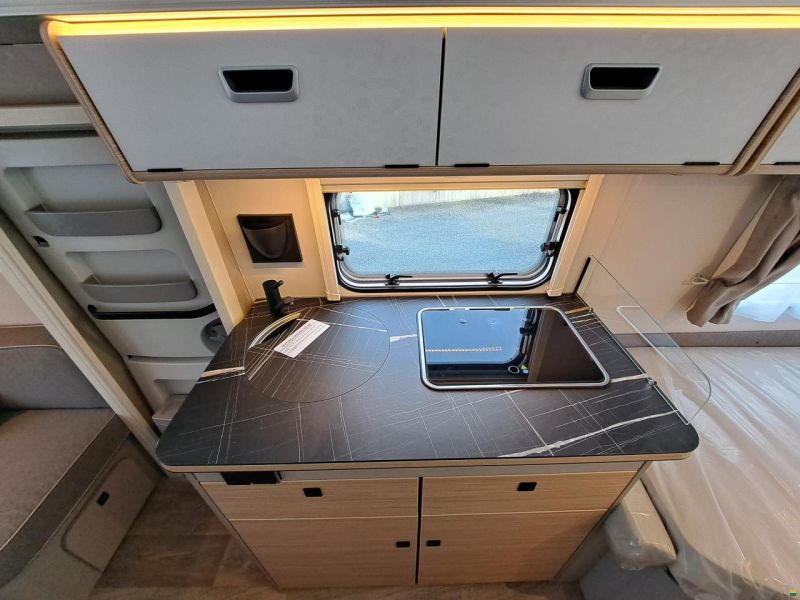Eriba Touring 642