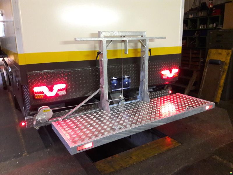 Wohnmobil / Wohnbus Mercedes Atego 818