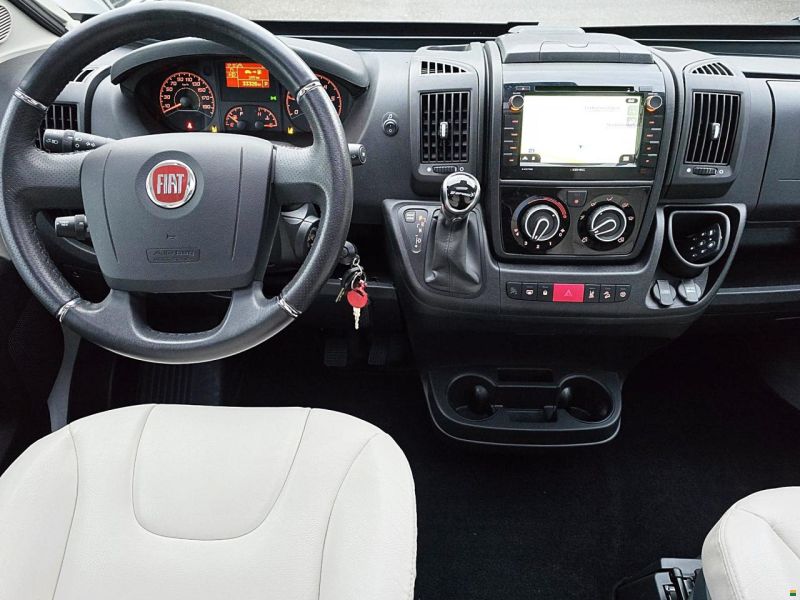 Dreamer 600 2.3 9G-AUTOMAT MJ 160