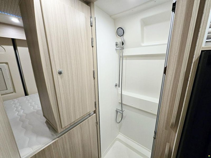 Dreamer 600 2.3 9G-AUTOMAT MJ 160