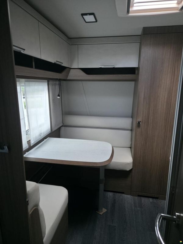 Tabbert Cazadora 700 KD 2,5