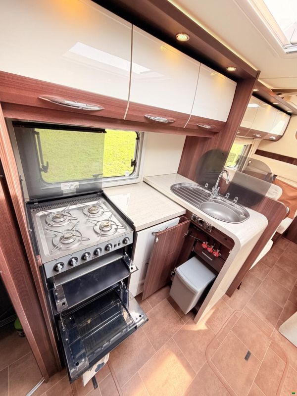 Bürstner Argos 747-2