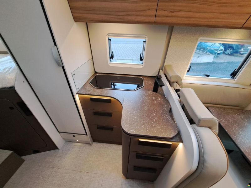 Bürstner Lyseo TD 690 G B66