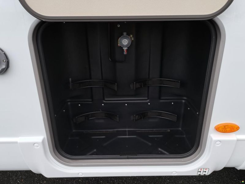 Bürstner Lyseo TD 690 G B66