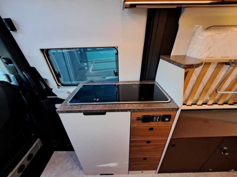 B&uuml;rstner Habition HMX 6.0