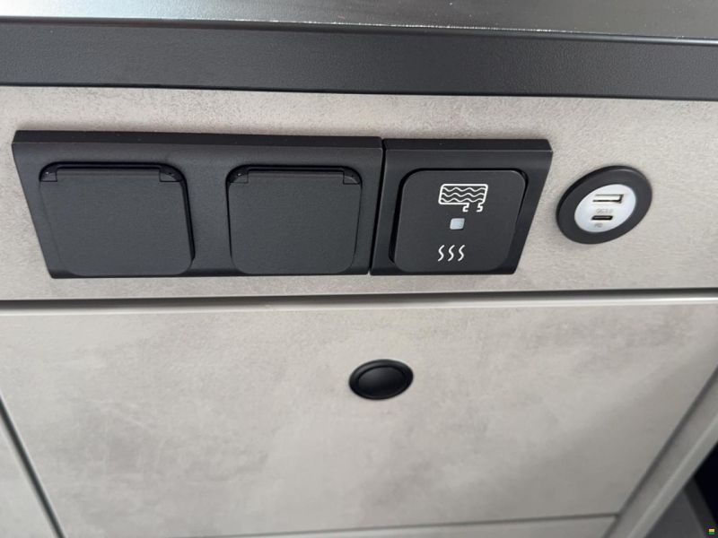 Crosscamp 5.4 DF 3.5t 2.2BlueHDi 140