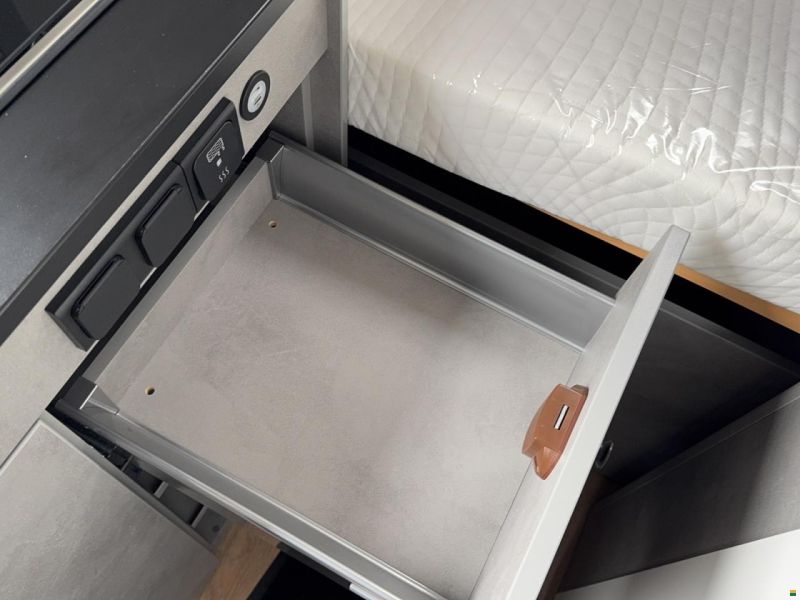 Crosscamp 5.4 DF 3.5t 2.2BlueHDi 140