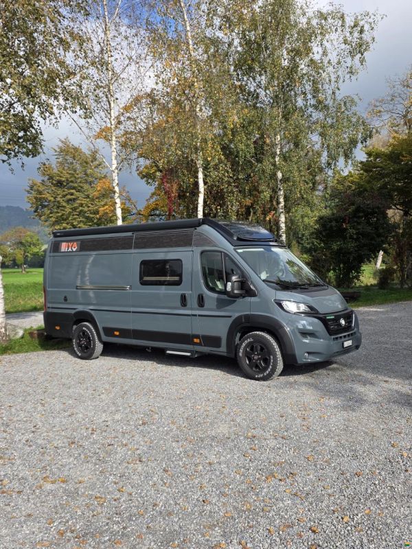 Chausson V690 Road Line