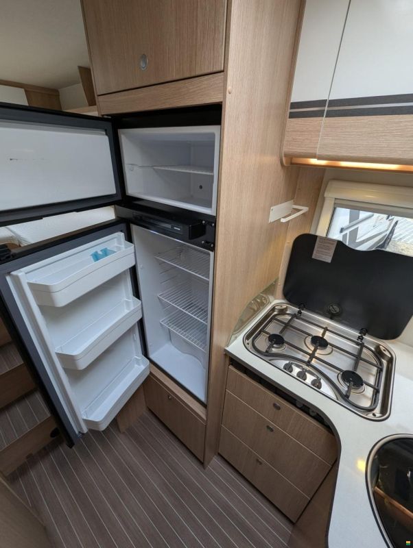 Sunlight T 67 mit Einzelbett, Automat!