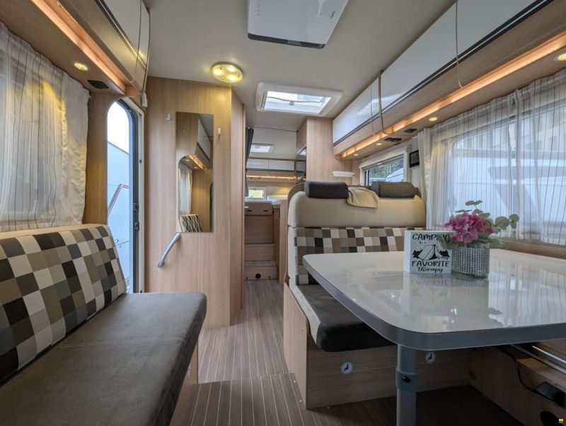 Sunlight T 67 mit Einzelbett, Automat!