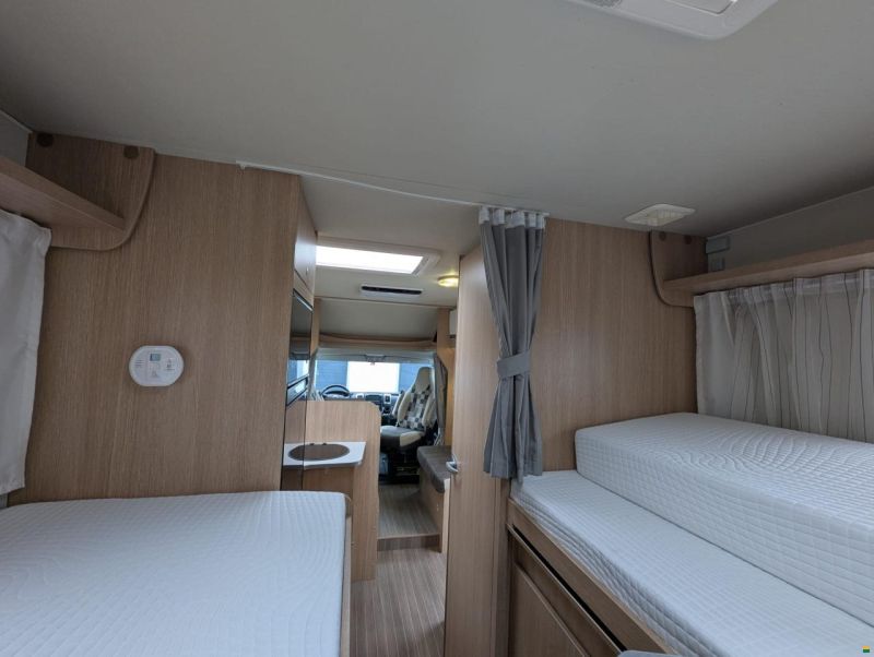 Sunlight T 67 mit Einzelbett, Automat!