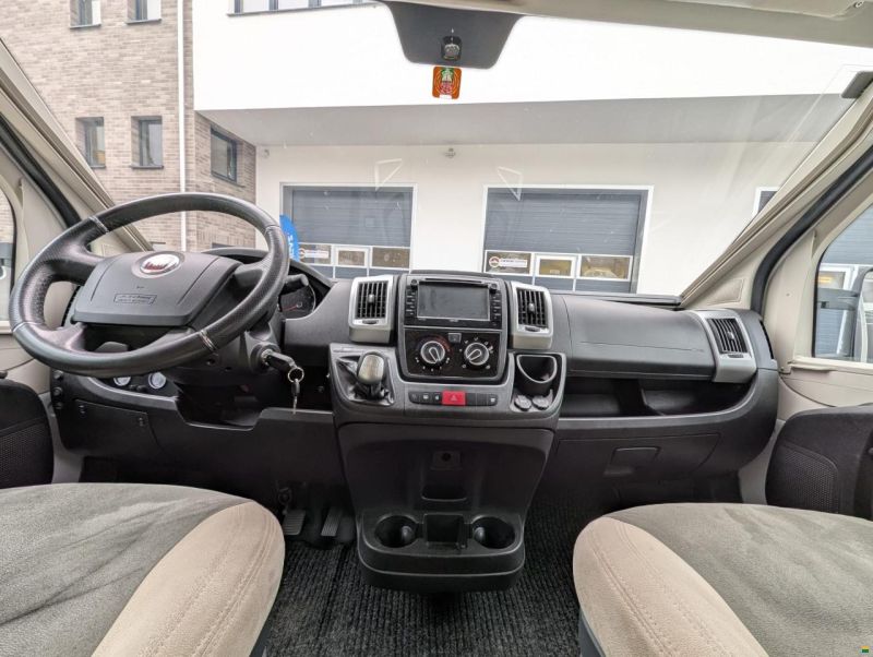 Sunlight T 67 mit Einzelbett, Automat!