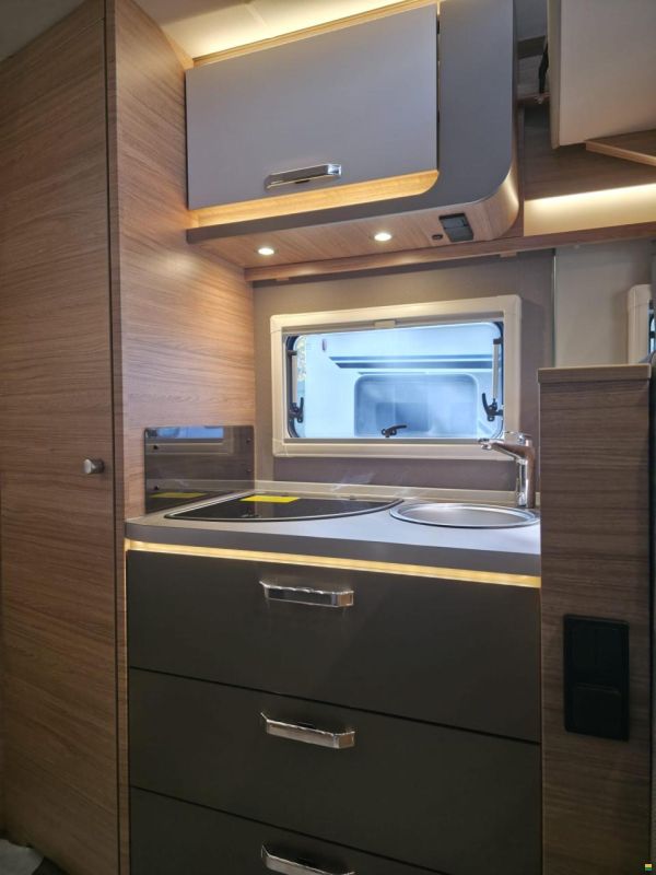 Weinsberg CaraSuite 650 MF