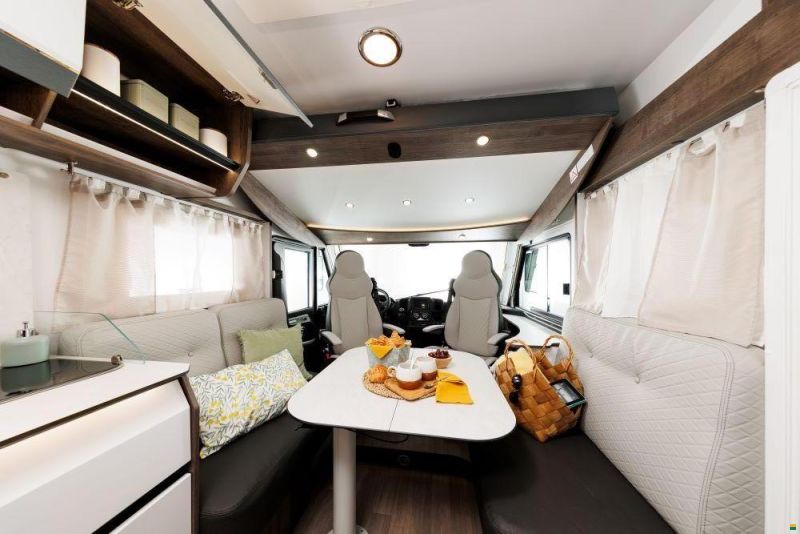 Benimar Amphitryon 967