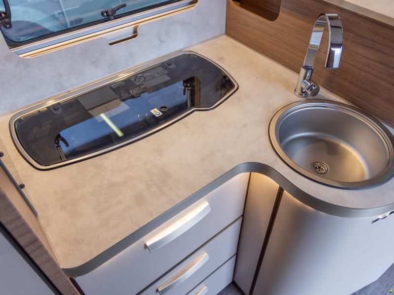 Knaus Live Wave 650 MF