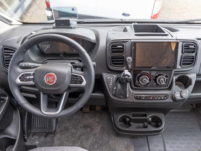 Knaus Live Wave 650 MF