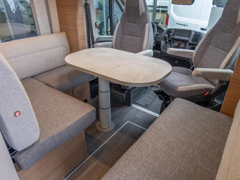 Knaus Live Wave 650 MF