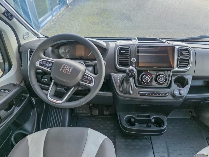 Knaus Live Wave 650 MF Platinum Selection