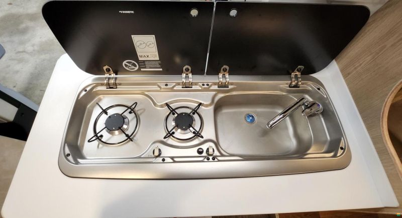 Bunkervan Memphis 599 180PS 9-Gang Aut.