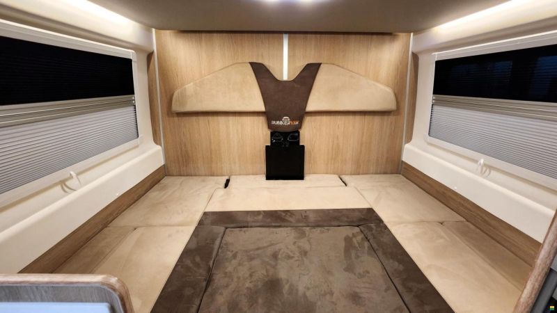 Bunkervan Memphis 599 180PS 9-Gang Aut.