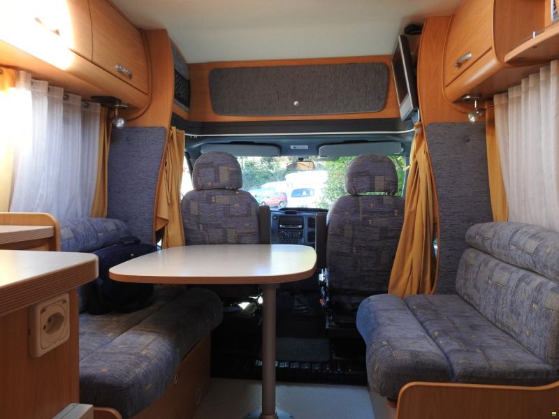 Ford Chausson welcome