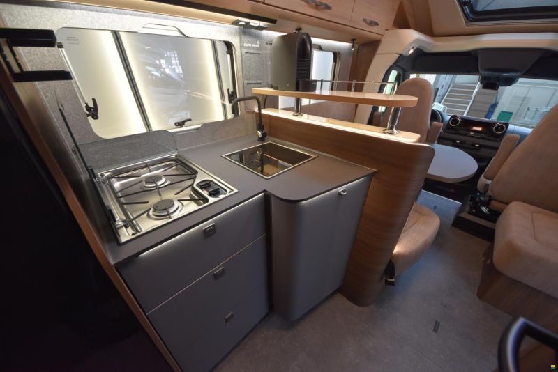 Eura Mobil Profila T 696 EB Comfort