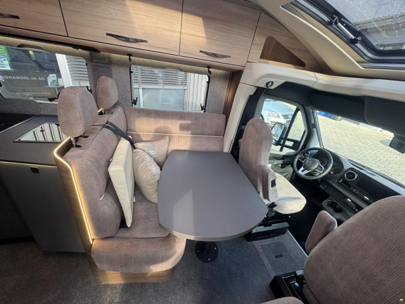 Eura Mobil Profila T 696 EB Comfort