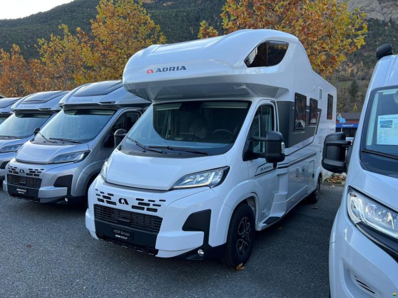 Adria Coral XL 660 SL F